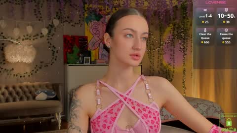 Your Eva online show from December 18, 7:36 am