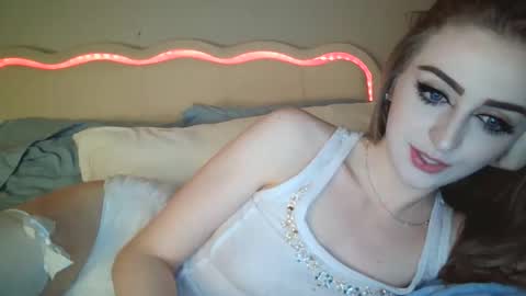 Snapshot of that_one_blondie chatting on May 20, 6:41 am Tiffany online show from May 20, 6:41 am