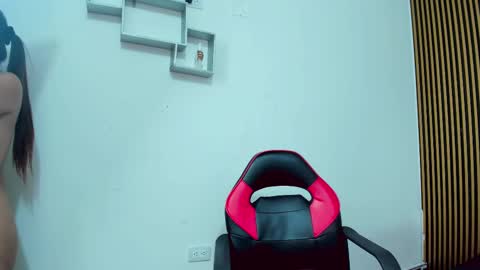 that_temptation online show from February 10, 9:25 pm