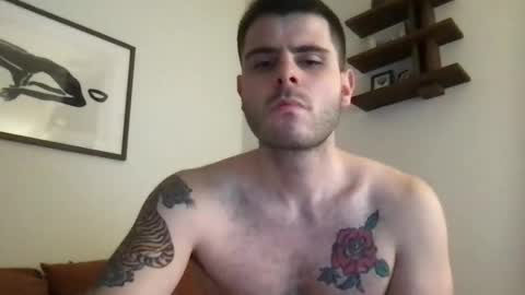 Snapshot of thatfeelsgoood chatting on February 3, 6:22 am thatfeelsgoood online show from February 3, 6:22 am