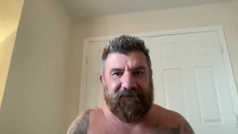 Snapshot of thatguybearded chatting on February 10, 4:04 pm ThatGuyBearded online show from February 10, 4:04 pm