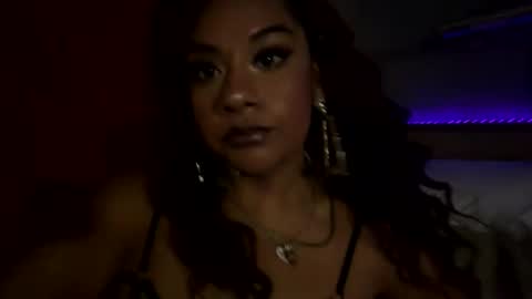 thatonegirlfromtx online show from May 24, 10:53 am