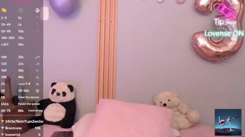 Snapshot of thayssa_ross chatting on April 29, 6:36 pm THAYSSA ROSS online show from April 29, 6:36 pm