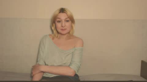 Snapshot of the_basic_instinctt chatting on April 26, 12:19 am Eva online show from April 26, 12:19 am