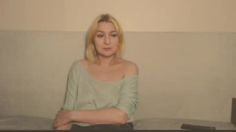 Snapshot of the_basic_instinctt chatting on May 22, 11:21 pm Eva online show from May 22, 11:21 pm