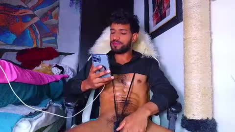 the dog lian online show from August 1, 1:32 pm