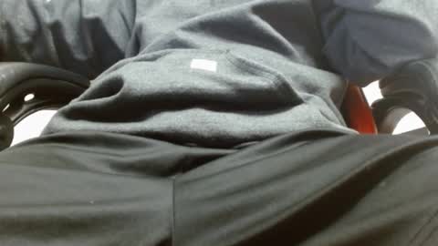 the_finger_in_ur_butt online show from February 26, 6:23 am