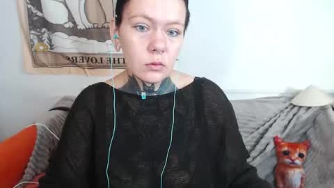 Snapshot of the_ice_woman chatting on October 3, 2:30 am the_ice_woman online show from October 3, 2:30 am