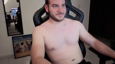 Snapshot of the_king74 chatting on September 21, 9:27 pm the_king74 online show from September 21, 9:27 pm