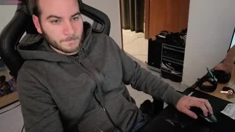 Snapshot of the_king74 chatting on September 26, 2:37 am the_king74 online show from September 26, 2:37 am