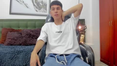   T H E    M A R K   K I N G online show from February 25, 5:22 pm