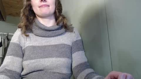 Snapshot of the_prettywondder chatting on January 22, 2:24 pm Ekye online show from January 22, 2:24 pm