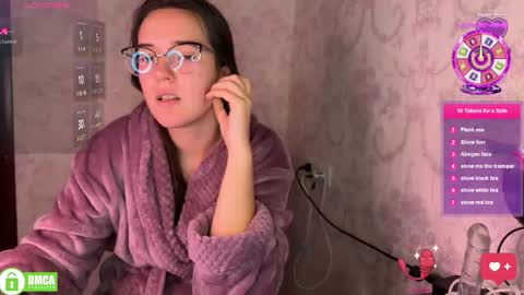 Alice online show from November 17, 11:38 am