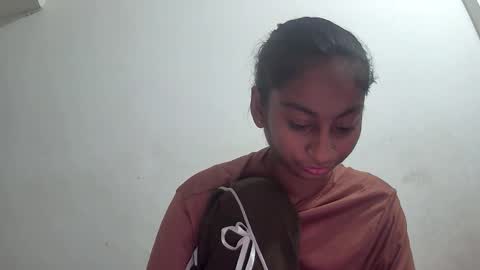 Snapshot of the_right_girl chatting on December 16, 1:16 pm Suzan Sexy online show from December 16, 1:16 pm