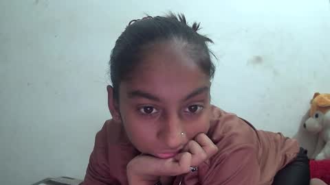 Snapshot of the_right_girl chatting on February 19, 8:43 am Suzan Sexy online show from February 19, 8:43 am