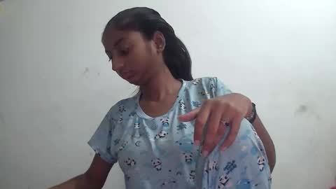 Snapshot of the_right_girl chatting on March 1, 5:53 am Suzan Sexy online show from March 1, 5:53 am