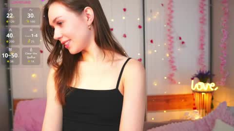 Snapshot of the_truewoman_show chatting on April 25, 3:20 am My name is Cynthia and Im very happy to see you in my sweet room online show from April 25, 3:20 am