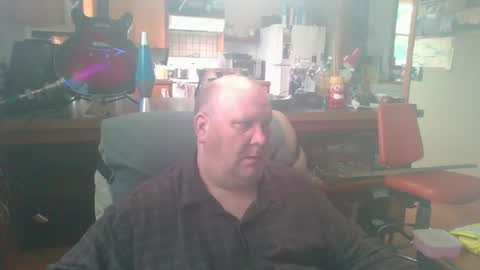 Snapshot of thealiensarecumming chatting on June 8, 6:19 pm thealiensarecumming online show from June 8, 6:19 pm