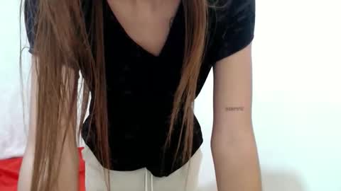 Snapshot of theaxox chatting on November 9, 8:56 am theaxox online show from November 9, 8:56 am