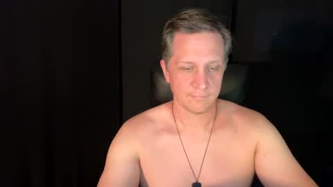 Snapshot of thebatandthecat10 chatting on July 10, 7:38 pm ISABELLA or MATT online show from July 10, 7:38 pm