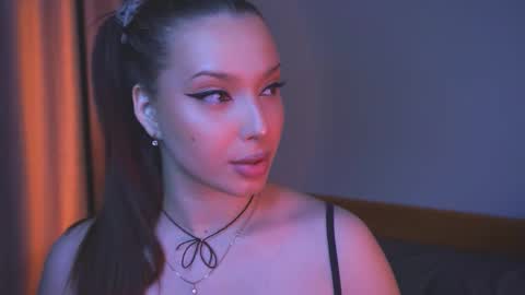 Lucy online show from September 30, 11:37 am