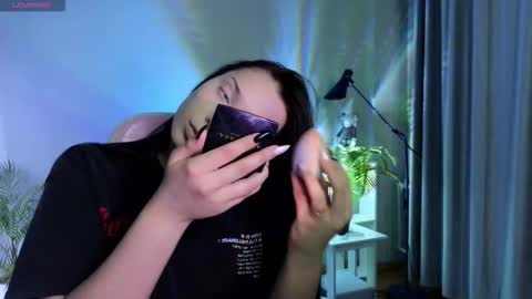 Lucy online show from October 14, 12:06 pm