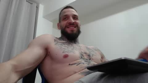 Snapshot of thebestmuscles chatting on March 9, 7:07 pm John online show from March 9, 7:07 pm