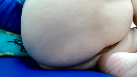 Snapshot of thebestpussyhairy chatting on December 21, 9:55 am Karla online show from December 21, 9:55 am