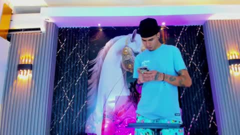 DEAN AND MARY online show from January 9, 4:21 pm