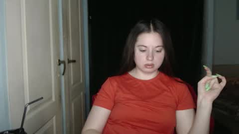 raissa online show from June 1, 2:19 pm