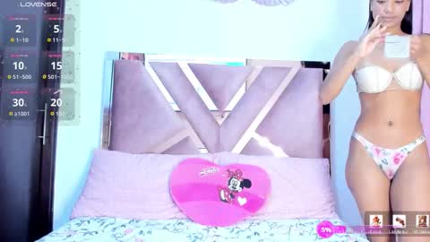 TheChicaNextDoor  online show from March 24, 11:10 pm