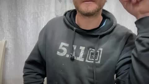 Snapshot of thecouplessecret chatting on January 15, 2:27 am thecouplessecret online show from January 15, 2:27 am