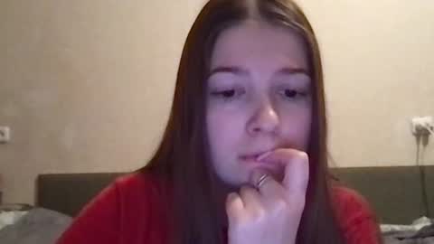 Snapshot of thecrystal chatting on February 11, 8:25 pm Crystal online show from February 11, 8:25 pm