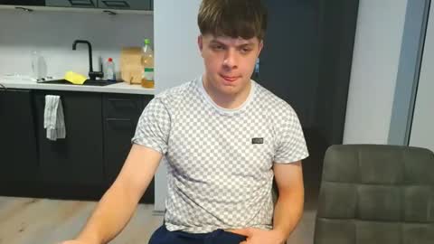 thecuteguy144949 online show from December 15, 11:25 am