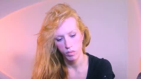 Yolanda online show from December 18, 4:57 pm