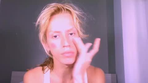 Snapshot of thedollxxxperience chatting on July 20, 2:48 am Yolanda online show from July 20, 2:48 am