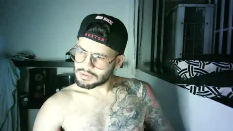 Snapshot of thedragonboyxxx chatting on July 12, 12:12 am thedragonboyxxx online show from July 12, 12:12 am