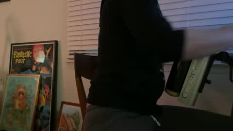 Snapshot of thee_jerm chatting on April 21, 1:42 am thee_jerm online show from April 21, 1:42 am