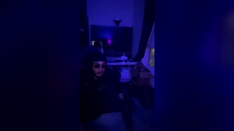 Snapshot of theekingcapo chatting on April 12, 3:55 am king capo thee online show from April 12, 3:55 am