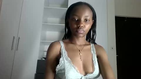 theequinn1 online show from May 5, 3:36 am