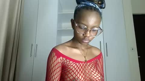 theequinn1 online show from May 7, 3:56 am