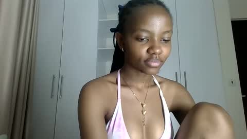 theequinn1 online show from May 8, 6:41 am