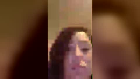 theesweetestshygrl1 online show from July 30, 3:27 am