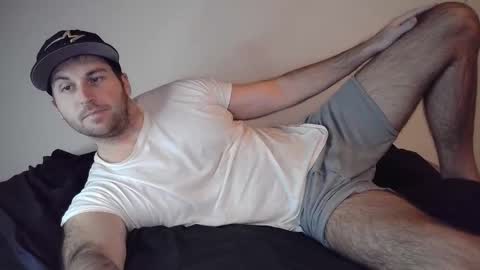 Theetwohander online show from December 23, 3:37 am