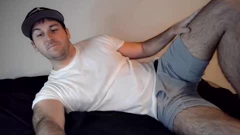 Theetwohander online show from March 17, 2:38 am