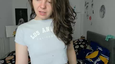 TheFarmergirl online show from March 21, 4:50 am