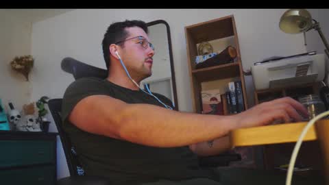 thefrenchie_1 online show from November 15, 11:40 am