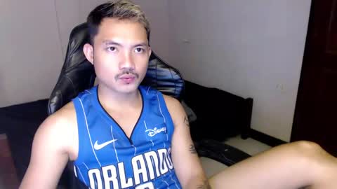 Snapshot of thefriskyasian chatting on January 21, 8:32 pm Jaycee online show from January 21, 8:32 pm