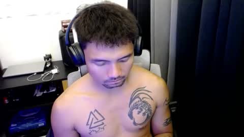 Snapshot of thefriskyasian chatting on September 11, 3:56 pm Jaycee online show from September 11, 3:56 pm