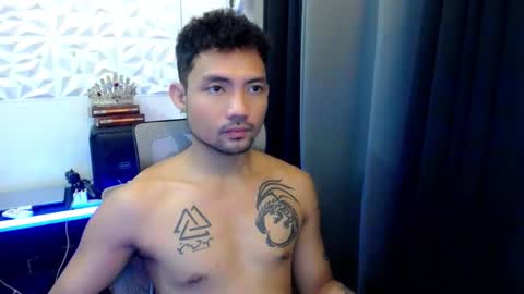 Snapshot of thefriskyasian chatting on September 14, 9:52 am Jaycee online show from September 14, 9:52 am